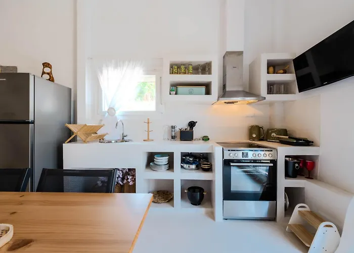 Lux Natura Πρίνος